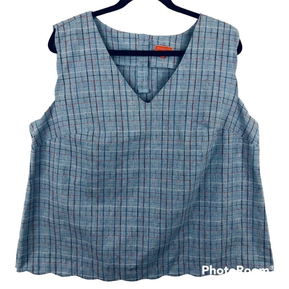 Gray Plaid Sleeveless Top